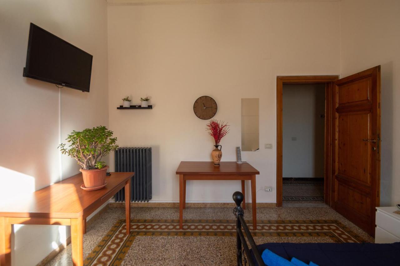 Hotel Bonanno Street Tower Free Parking Pisa Exterior foto